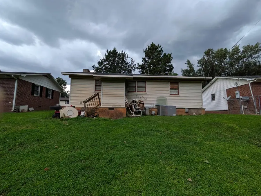 121 Lincoln Drive, Spartanburg, SC 29306 - #3