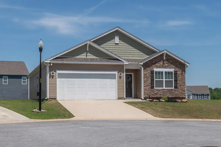 1924 Hunters Run Circle, Woodruff, SC 29388 - #2