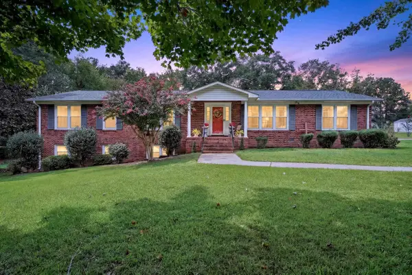 221 Fernbrook Circle, Pacolet, SC 29372