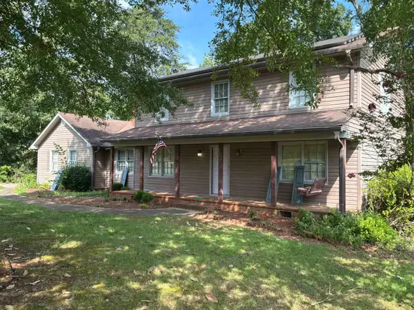 210 Trailwood Drive, Spartanburg, SC 29301
