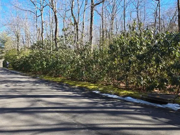 112 Hemlock Trail, Cleveland, SC 29635