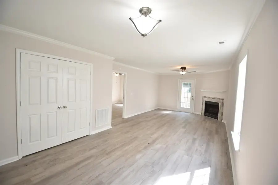 516 Campsen Villa Ct, Spartanburg, SC 29301 - #2