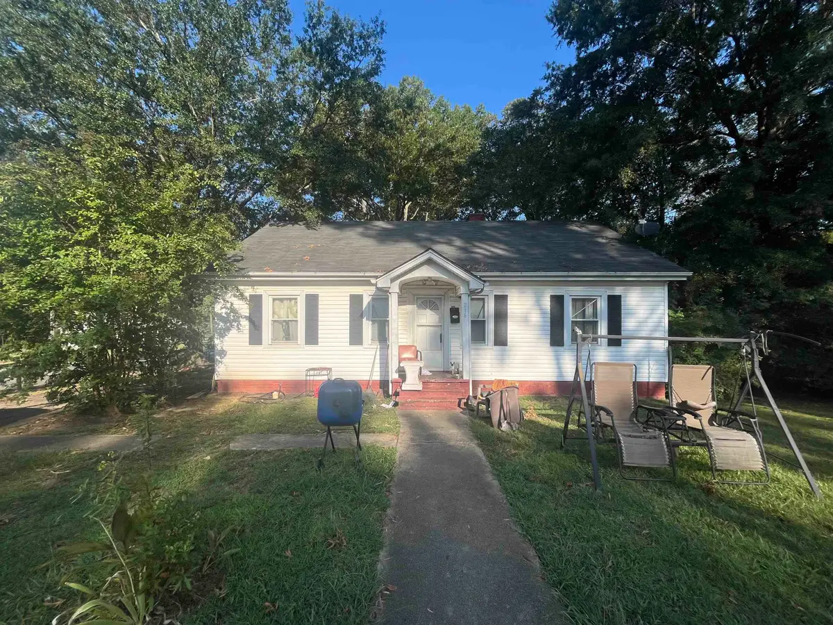 216 Dr Martin Luther King Dr, Gaffney, SC 29341 - #1