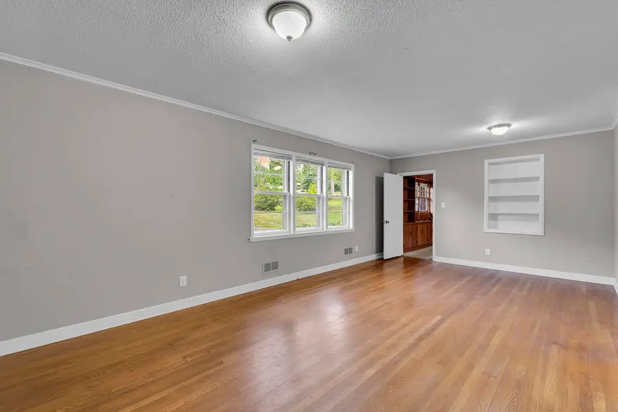126 Holly Drive, Spartanburg, SC 29301 - #3