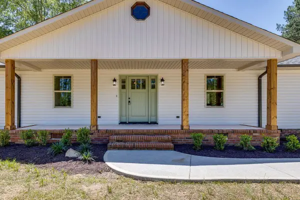 1041 Motlow School Road, Campobello, SC 29322