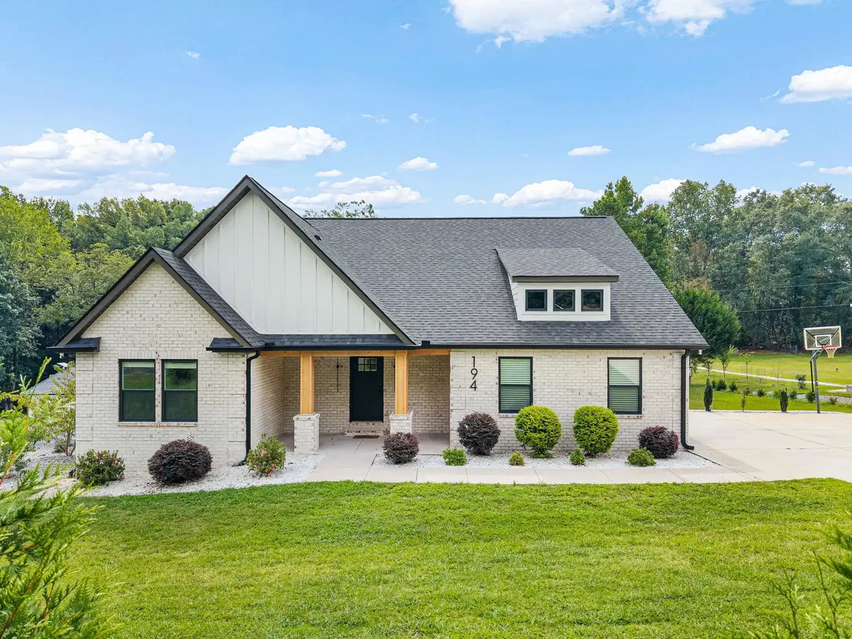194 Eastberrys Creek Road, Duncan, SC 29334 - #1