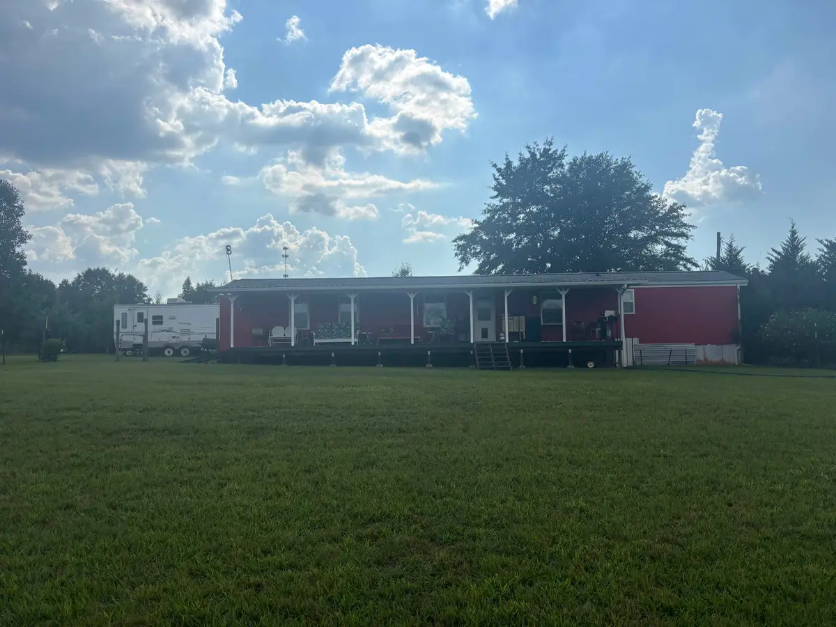 401 Rabbit Moffitt Road, Chesnee, SC 29323 - #1