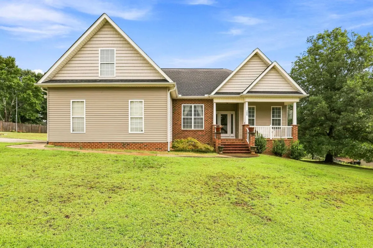 608 Mandeville Drive, Boiling Springs, SC 29316 - #1