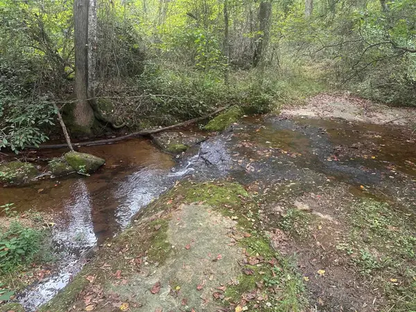 290 Burnetts Road, chesnee, SC 29323