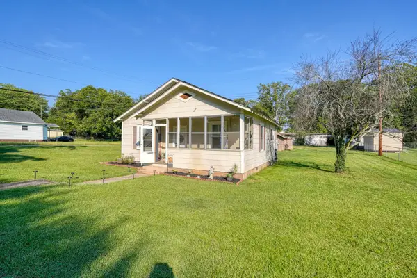 15 3rd Street, Inman, SC 29349