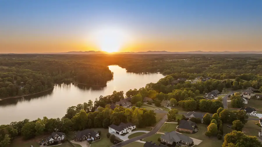 314 Shoreview Drive, Chesnee, SC 29323 - #3