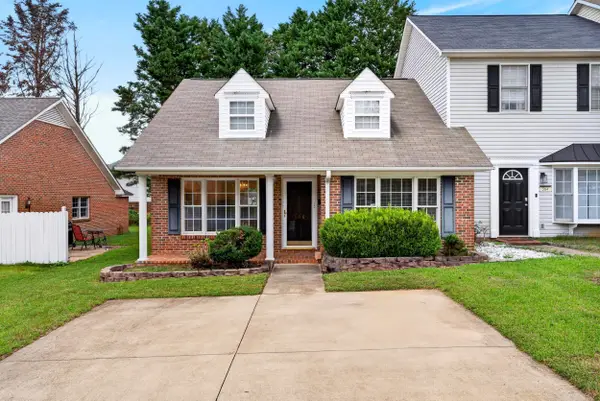 366 W Pointe Drive, Spartanburg, SC 29301