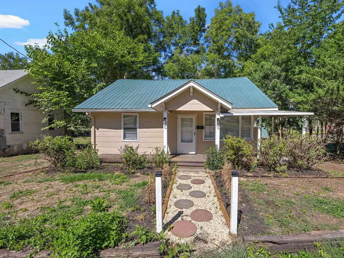 709 Perrin Ave, Union, SC 29379-0000 - #1