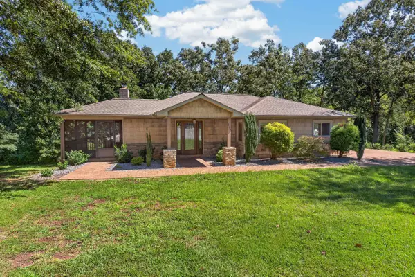 117 Edgewood Avenue, Landrum, SC 29356