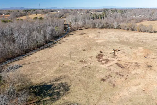 01 Woods Farm Rd., Chesnee, SC 29323