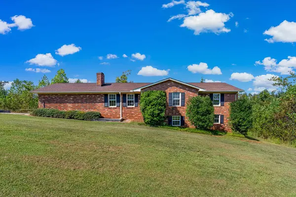 201 and Lot 7 Leila Street, Seneca, SC 29678