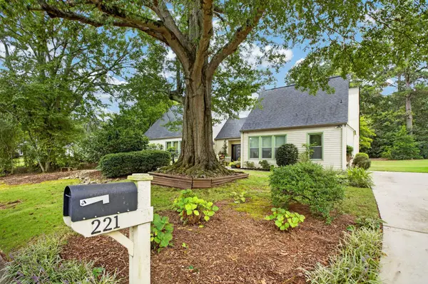 221 Saratoga Drive, Greer, SC 29651
