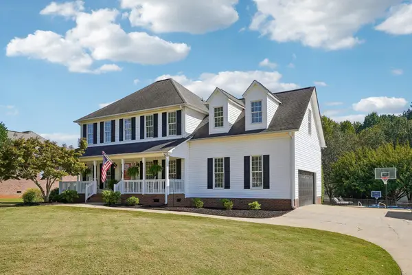 287 Hunters Pointe Drive, Spartanburg, SC 29303