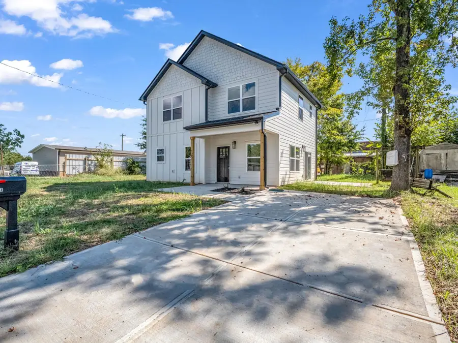 304 Oakland Ave, Gaffney, SC 29341 - #2