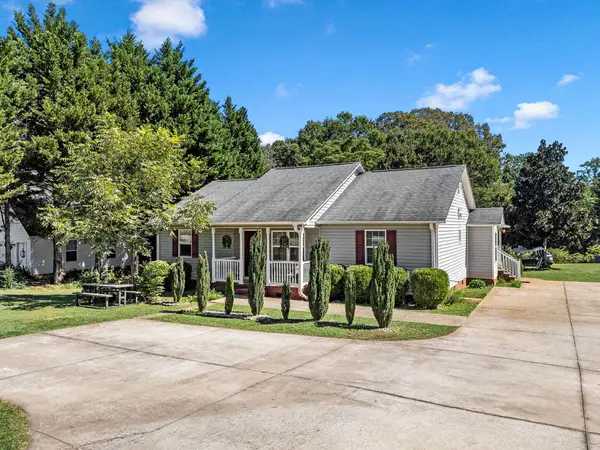 8378 Valley Falls Road, Boiling Springs, SC 29316