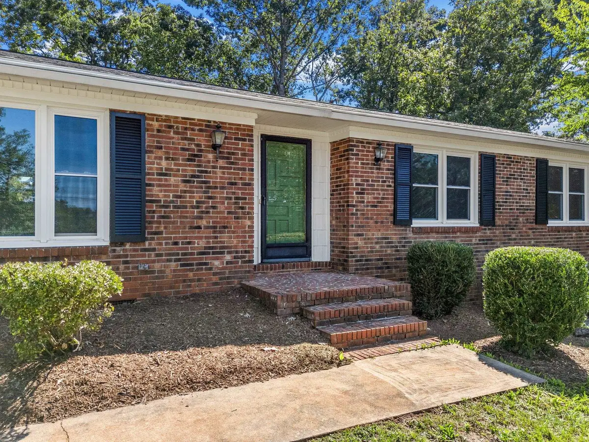 355 Ferndale Drive, Boiling Springs, SC 29316 - #1