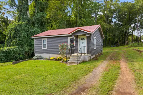 10 Hollywood Street, Inman, SC 29349