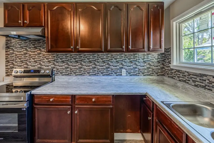 112 Woodrow Street, Union, SC 29379 - #3