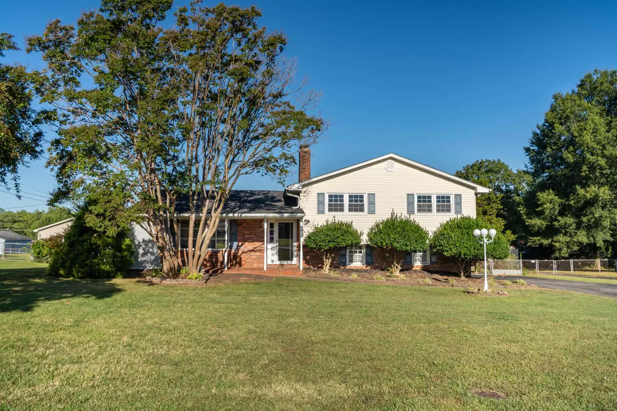 124 Midland Drive, Boiling Springs, SC 29316 - #1