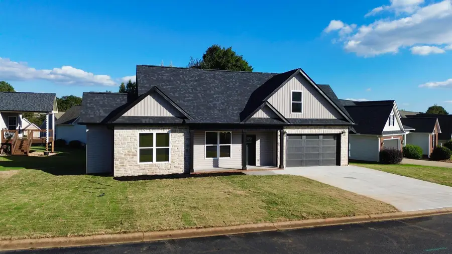 915 Thunder Gulch Dr, Boiling Springs, SC 29316 - #2