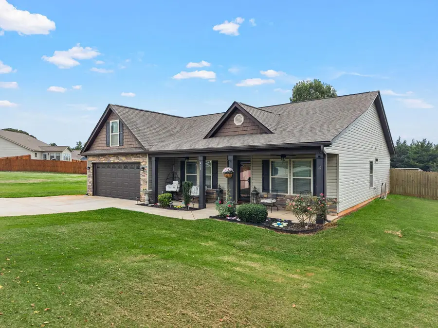 410 Roys Place, Wellford, SC 29385 - #2