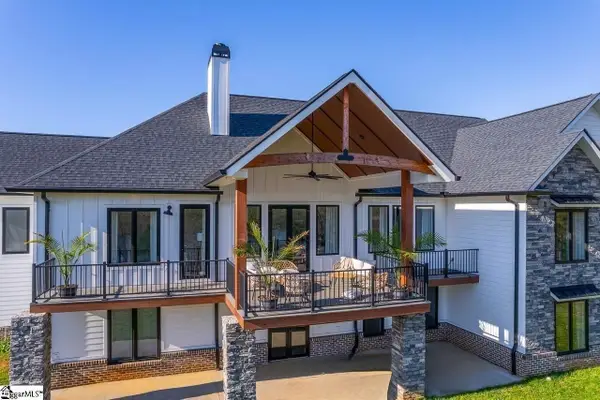 231 Canady Rd, Wellford, SC 29385