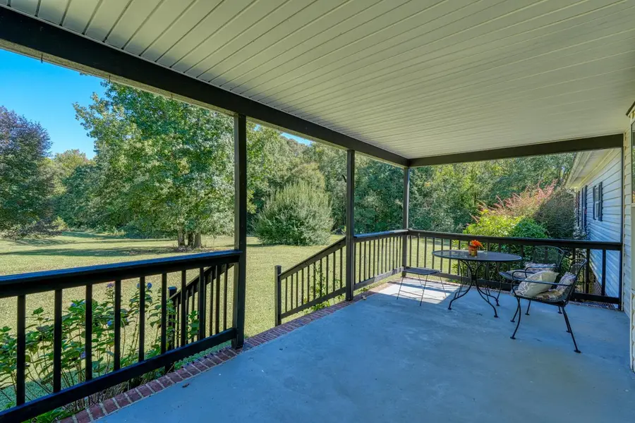 637 Ranch Road, Laurens, SC 29360 - #2