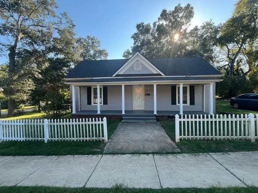 503 Holmes St, Gaffney, SC 29341 - #1