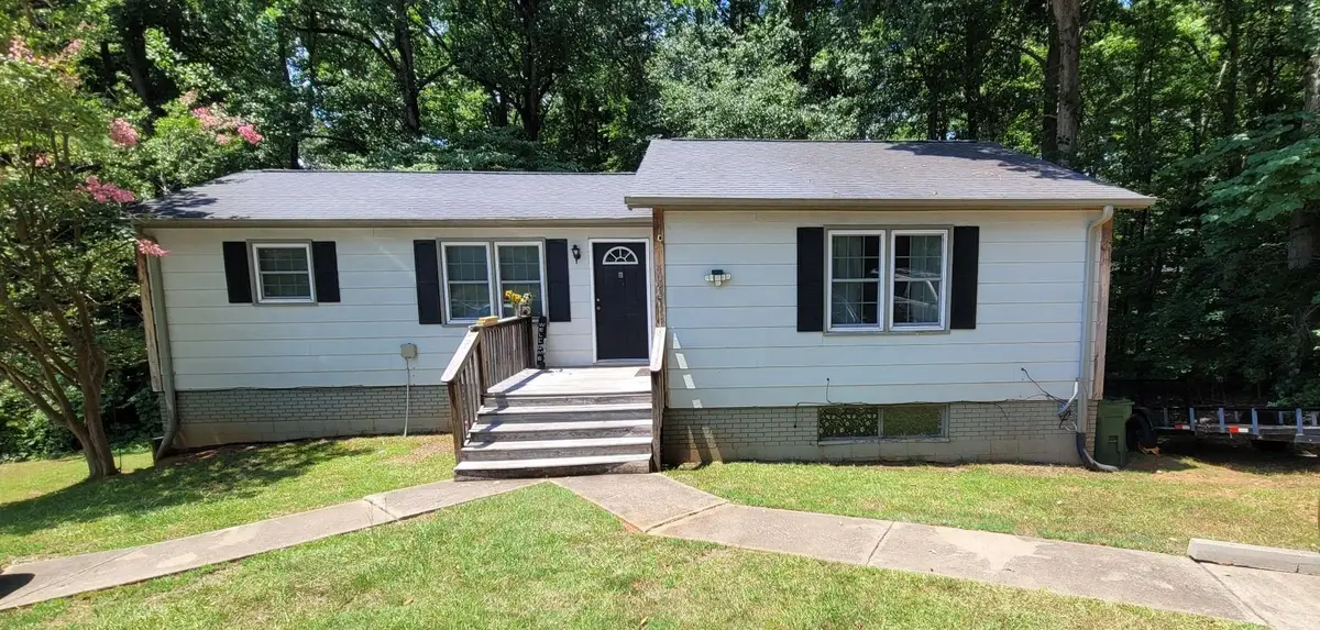 4024 Pebblebrook Ct, Spartanburg, SC 29301 - #1