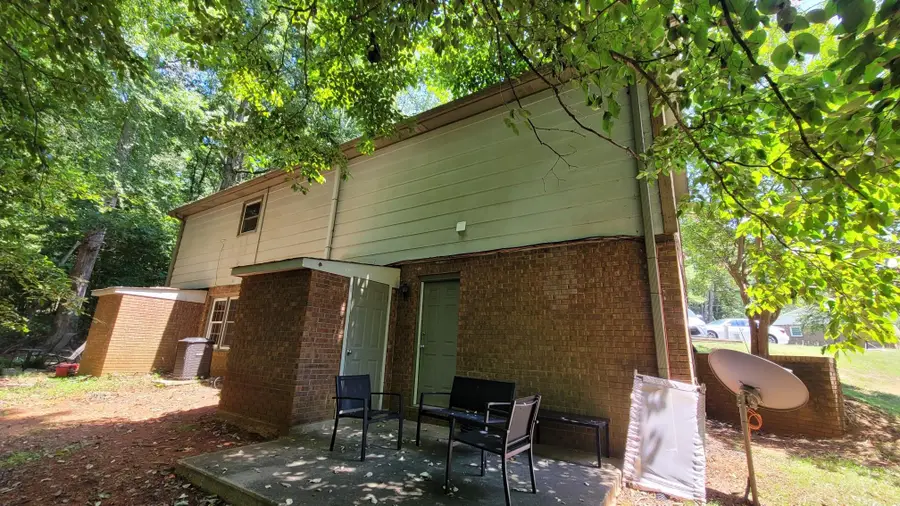 4024 Pebblebrook Ct, Spartanburg, SC 29301 - #2
