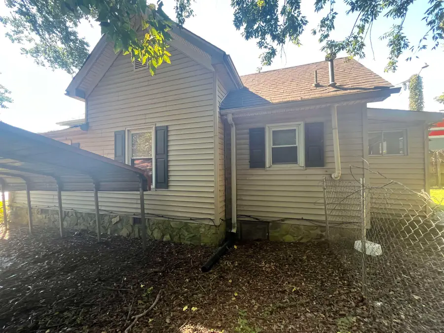 115 N Logan St, Gaffney, SC 29341 - #2