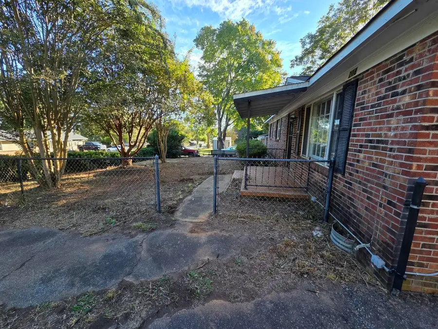 208 Skyline Road, Greer, SC 29651 - #2