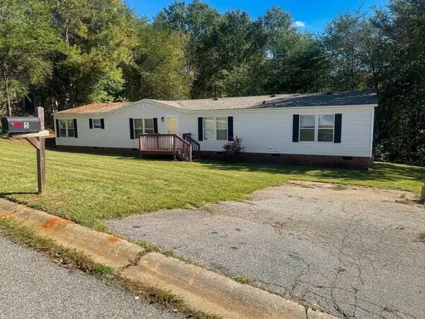 5 Riverbreeze Road, GREENVILLE, SC 29611