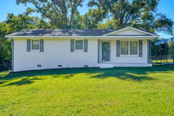 120 Sunnydale Circle, Spartanburg, SC 29303