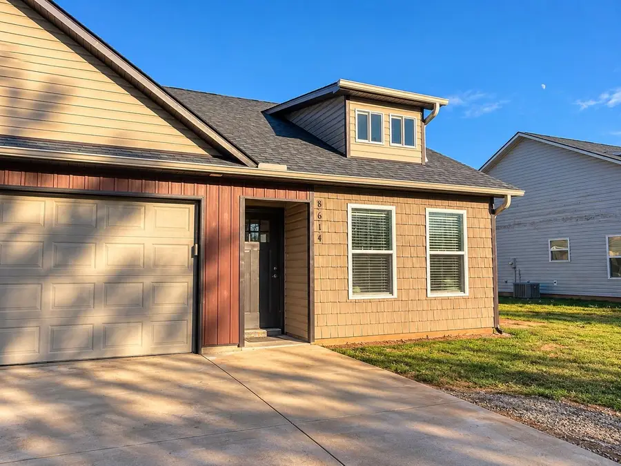 8614/8616 Valley Falls Road, Boiling Springs, SC 29316 - #3