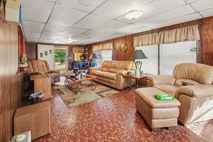 660 Neighborhood Road, Wellford, SC 29385 - #3