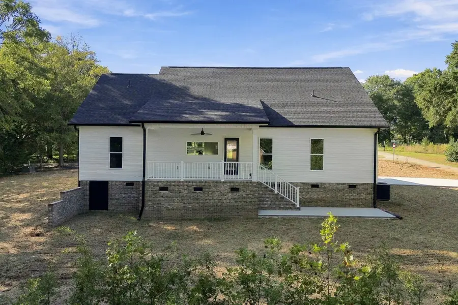 210 Lakeview Drive, Mayo, SC 29368 - #3