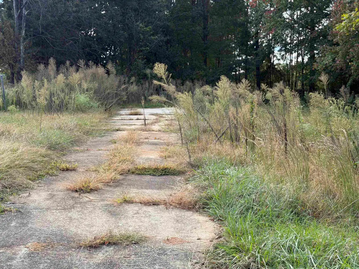 220 Killion Dr, Gaffney, SC 29340 - #1