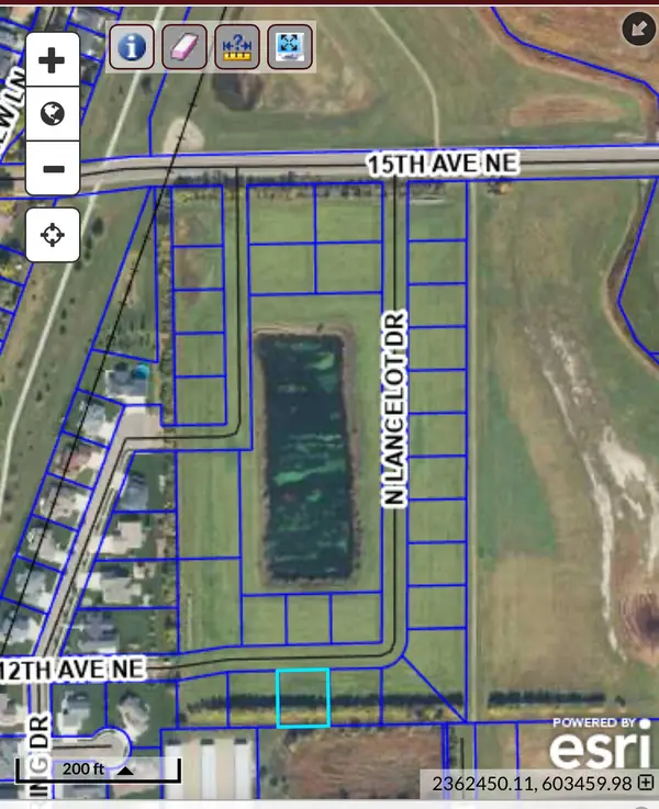 1612 NE 12th Avenue, Aberdeen, SD 57401