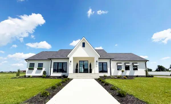 1031 S Montrose Street, Aberdeen, SD 57401