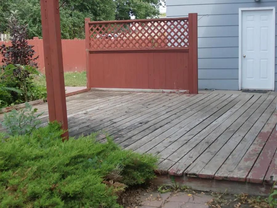 620 S 10th Street, Aberdeen, SD 57401 - #3