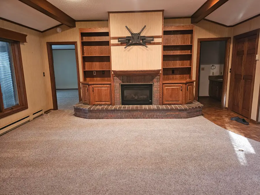 2514 SE 13th Avenue, Aberdeen, SD 57401 - #3