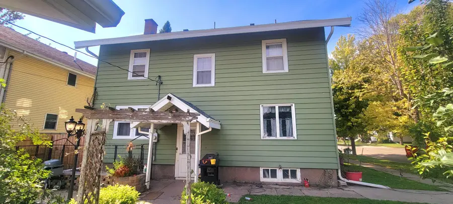 1301 S 1st Street, Aberdeen, SD 57401 - #2