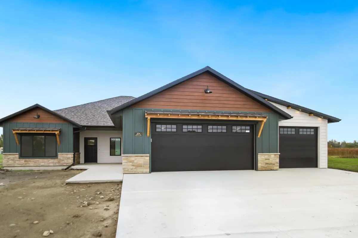 1534 Hannah Lane, Aberdeen, SD 57401 - #1