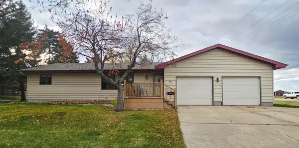 204 NE 21st Avenue, Aberdeen, SD 57401
